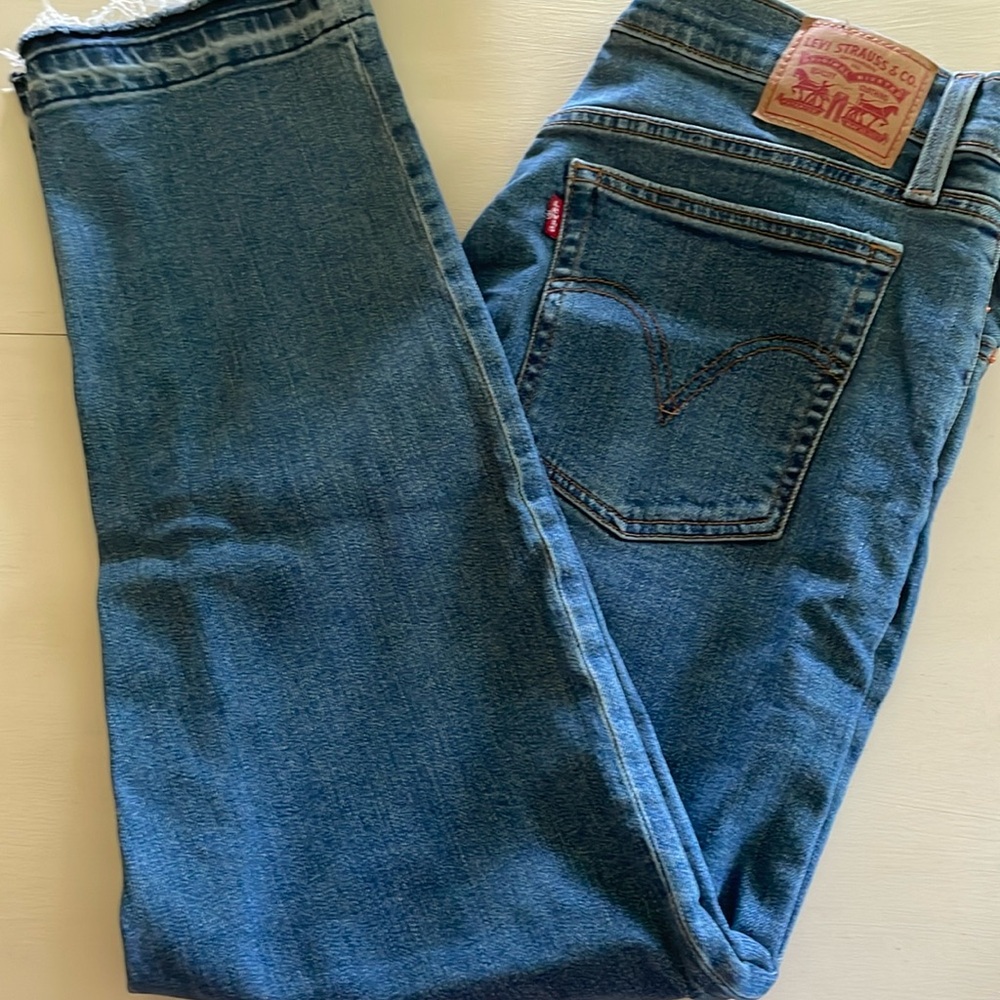 LEVIS Wedgie Straight Jeans Size 32